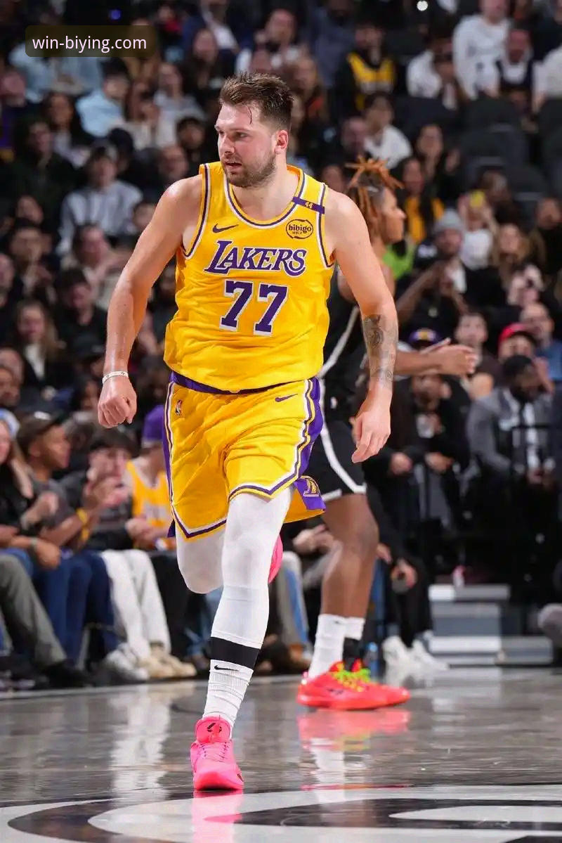 必赢怎么注册安装失败 东契奇43分引领湖人进攻狂潮,必赢体育平台v2.6.0版本下的赛事深度解析